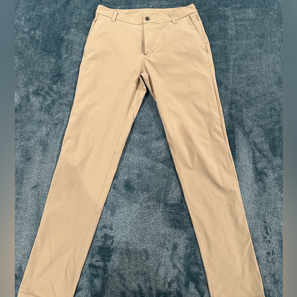 Like new Lululemon Warpstream golf pants